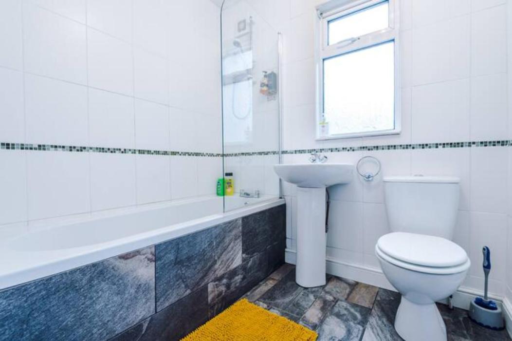 Anfield House 2 Bedroom 2 Mins From Anfield Stadium Sleeps 7 Ліверпуль Екстер'єр фото