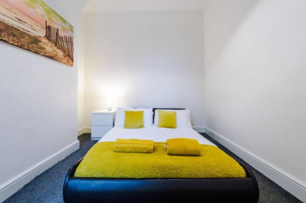 Anfield House 2 Bedroom 2 Mins From Anfield Stadium Sleeps 7 Ліверпуль Екстер'єр фото